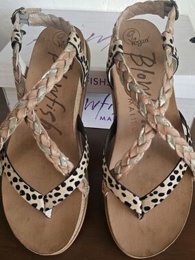 Blowfish Malibu Vegan Leopard Print Platform Sandals Size 10